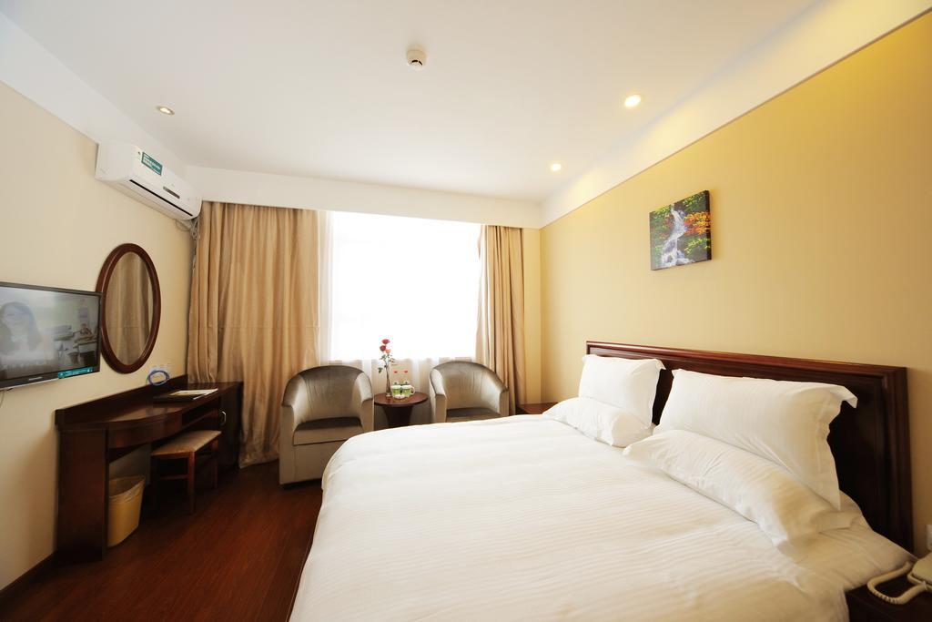 Greentree Inn Shanghai West Huaxia Road Metro Station Express Hotel Ruang foto